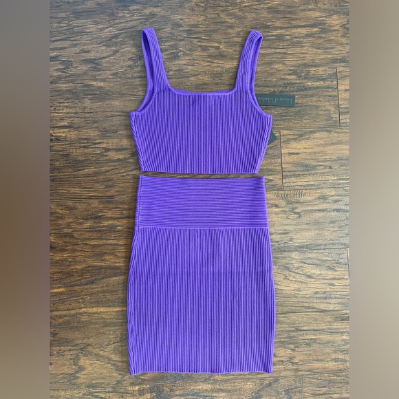 NWT House of Harlow 1960 Split Neck Super Crop Tank With Ottoman Rib Skirt Set - Picture 3 of 5